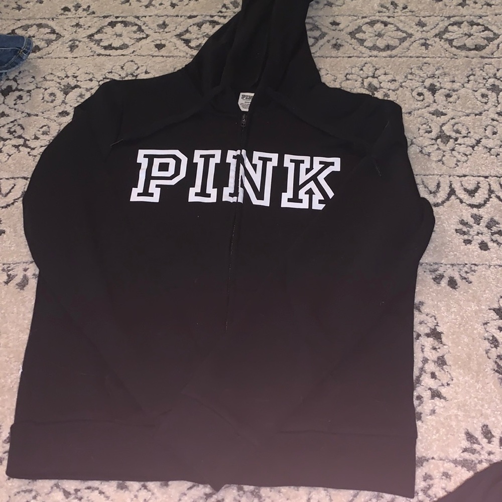 Black Victoria’s Secret zipup hoodie w/drawstrings